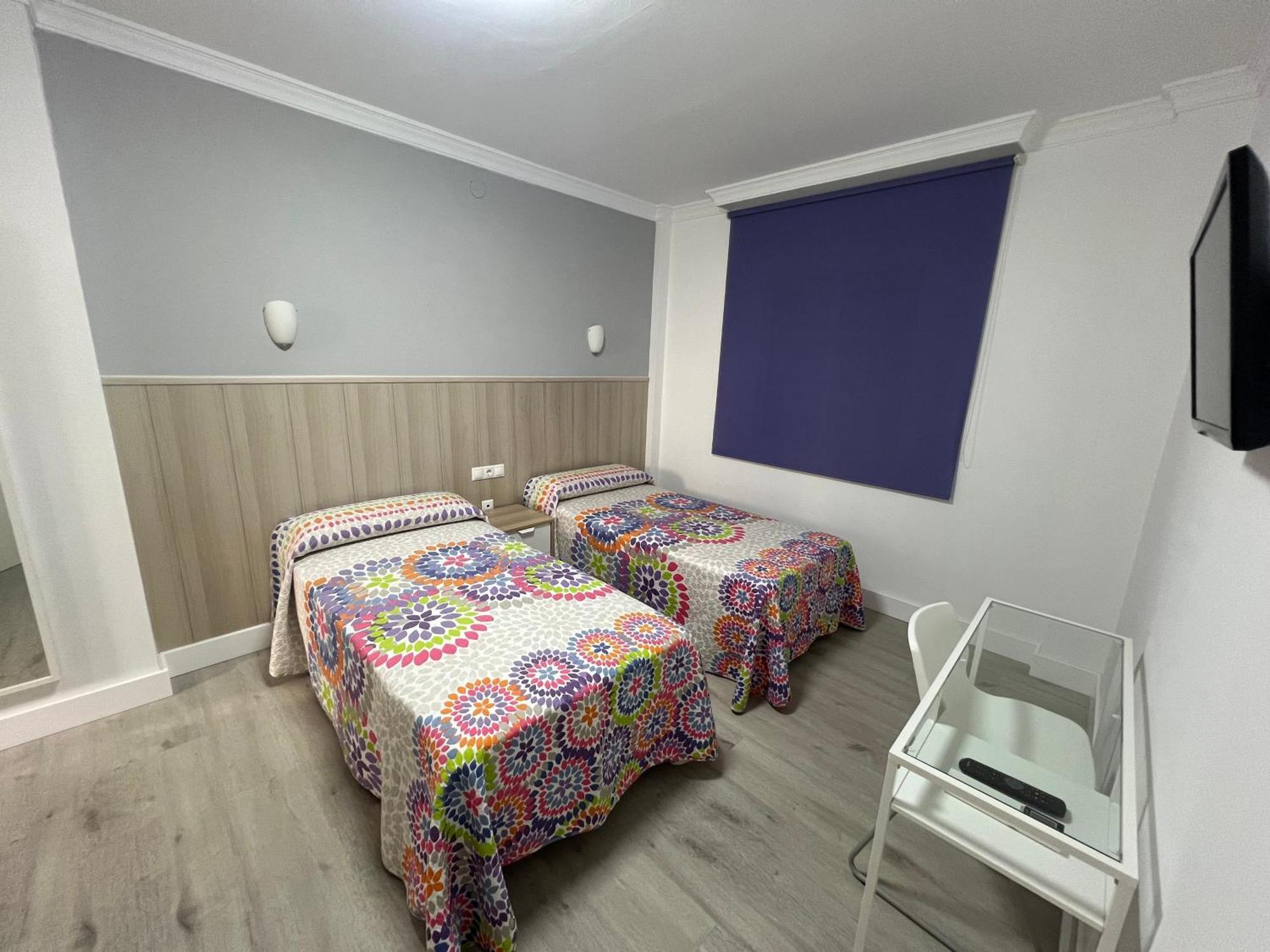 ולז-מאלגה Hotel Dila מראה חיצוני תמונה