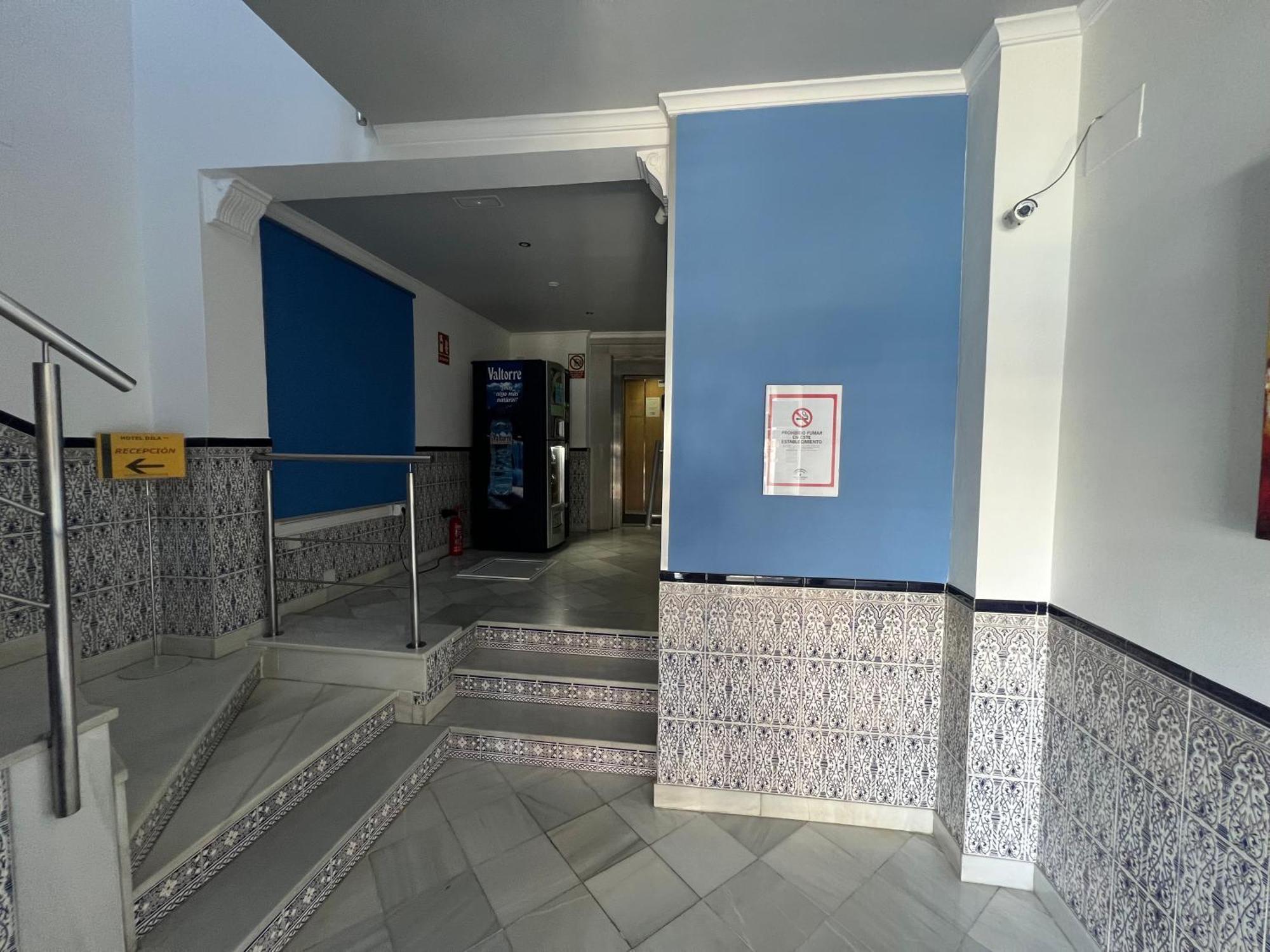 ולז-מאלגה Hotel Dila מראה חיצוני תמונה